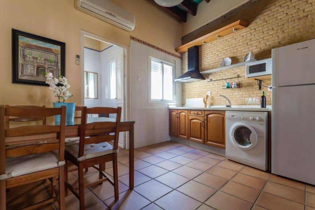 Precioso Apart - Localizacion Perfecta **Wifi - A/C** เซบีญา ภายนอก รูปภาพ